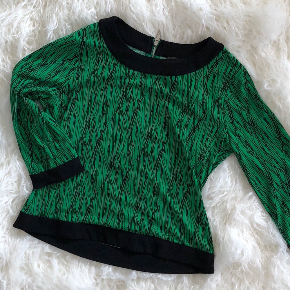 Vince Camuto Green and Black Top